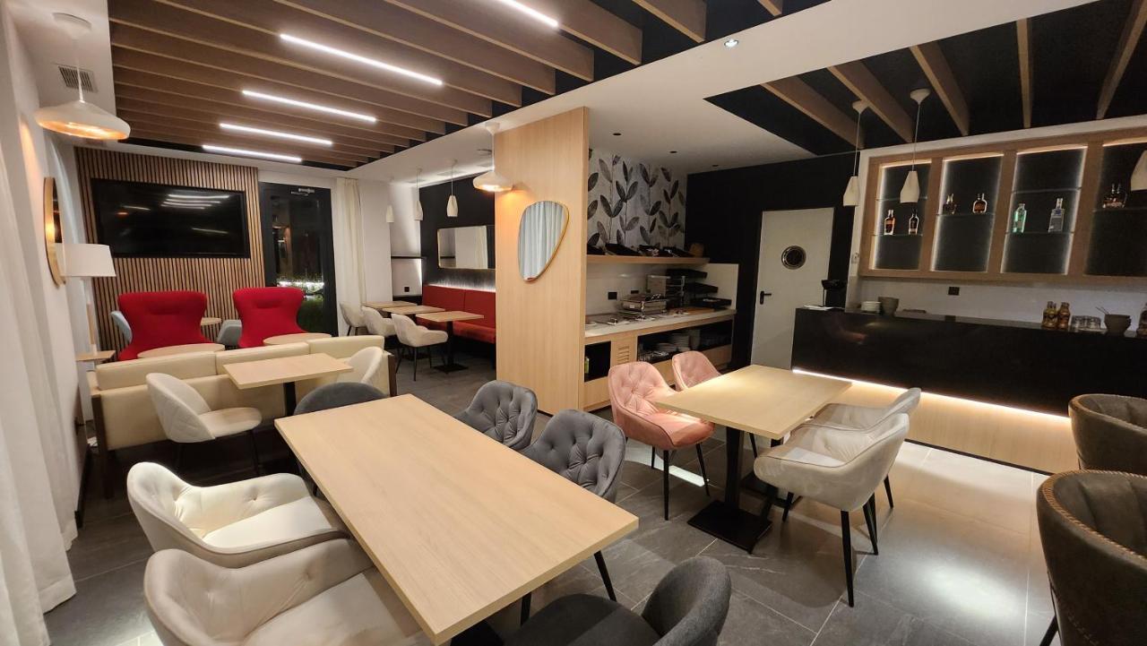 Sercotel Plana Suites Валь-де-Ушо Экстерьер фото