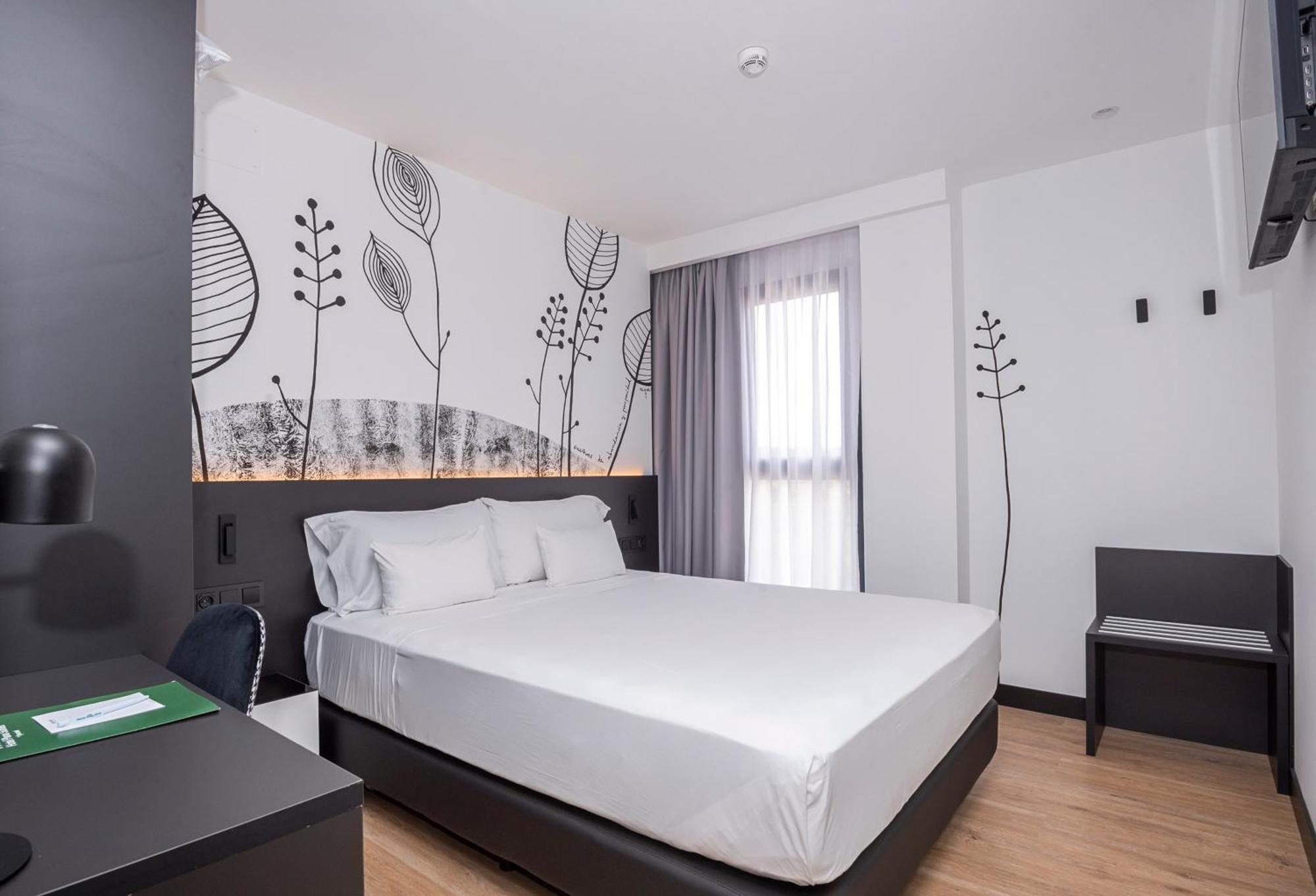 Sercotel Plana Suites Валь-де-Ушо Экстерьер фото